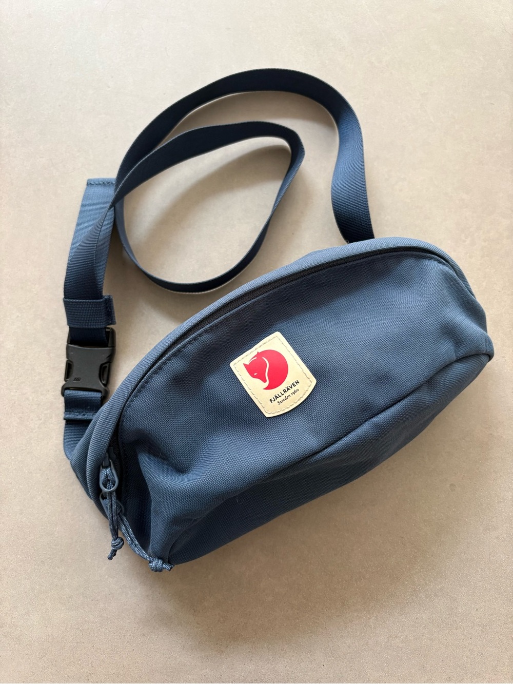Fjallraven Ulvo Navy Blue 2L Hip Pack